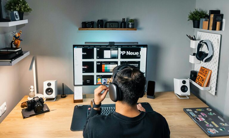 10 Effective Tips to Organize Your Home Workspace for Better Productivity